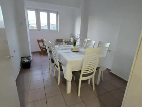 Izdavanje, trosoban stan, 61m², Stari grad, Novi Sad - image 6