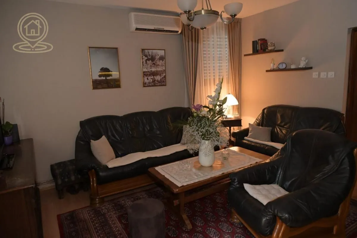 Prodaja, kuća, 222m², Krnjaca, Palilula Sve Podlokacije