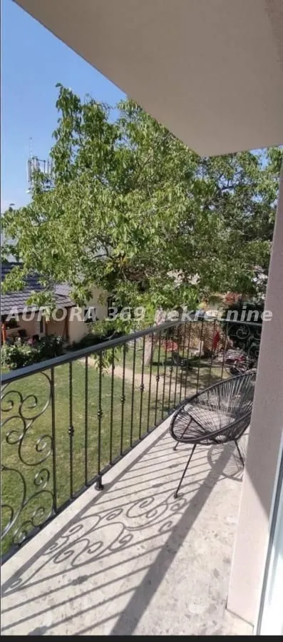 Rent, office space, 350m², Petrovaradin, Novi Sad