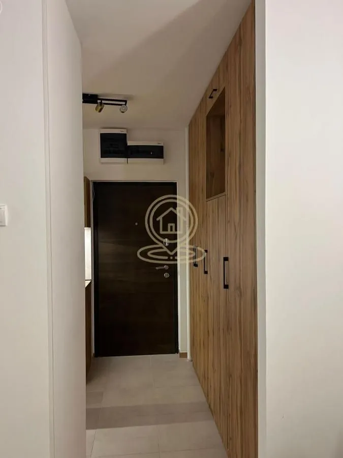 Izdavanje, jednosoban stan, 35m², Stari Grad, Beograd