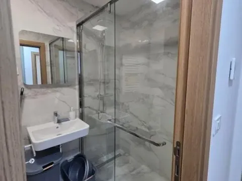 Izdavanje, jednosoban stan, 45m², City Kvart, Podgorica - image 6