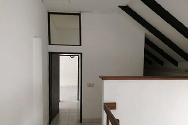 Rent, office space, 195m², Surčin, Beograd