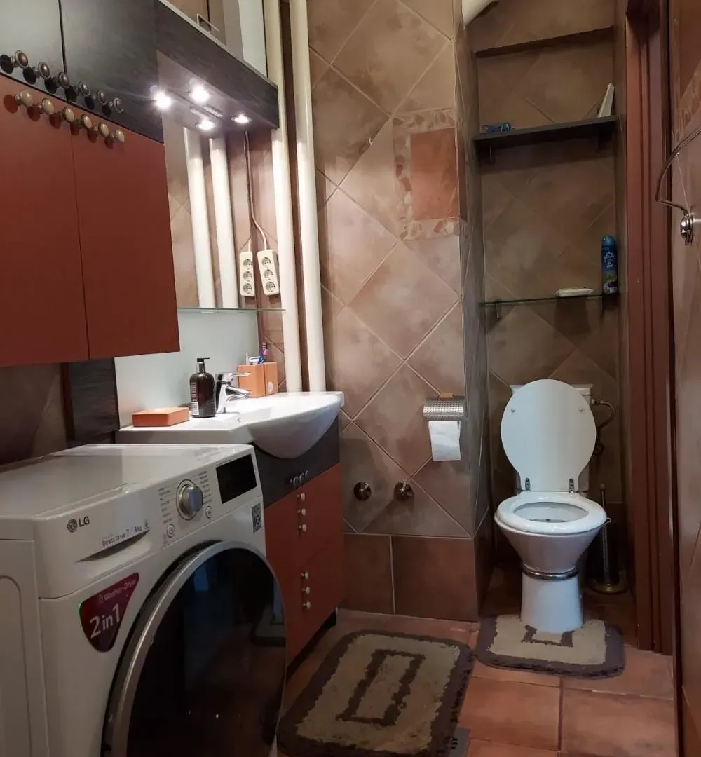 Izdavanje, četvorosoban stan, 115m², Hala Pionir, Palilula Sve Podlokacije