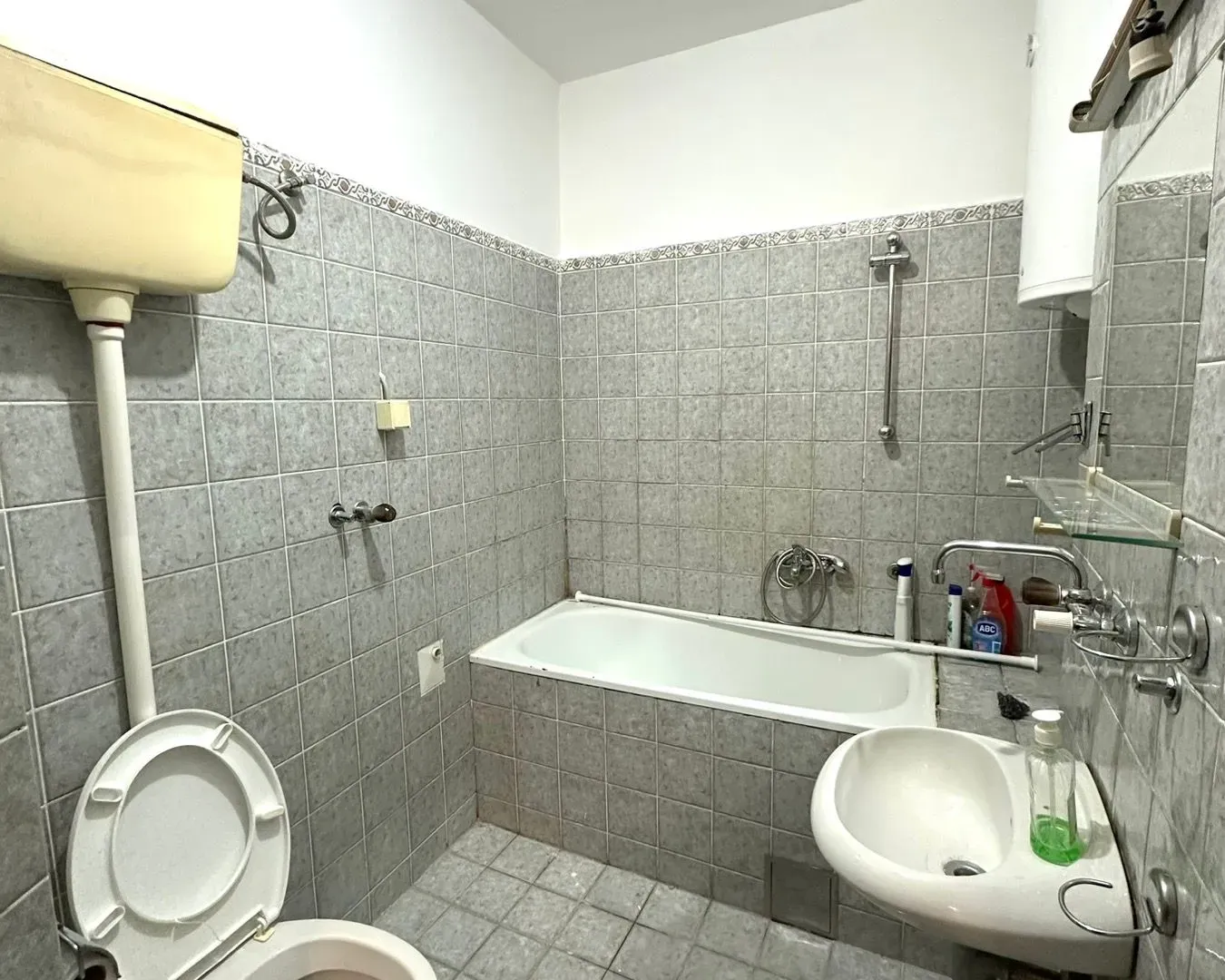 Prodaja, jednosoban stan, 55m², Stari Aerodrom, Podgorica