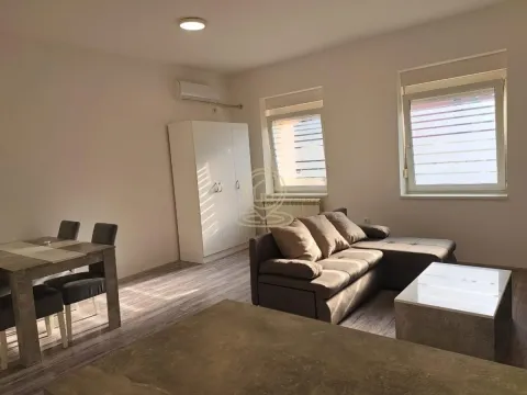 Prodaja, trosoban stan, 71m², Bulevar Oslobodjenja, Novi Sad Sve Podlokacije - image 2