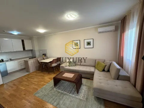 Rent, two bedroom apartment, 65m², City Kvart, Podgorica - image 9