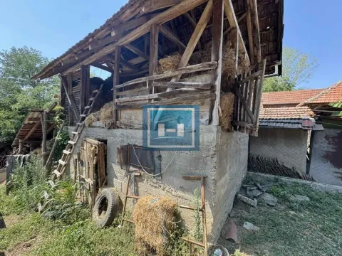 Sale, house, 80m², Ćuprija, Srbija - image 22