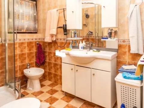 Prodaja, dvosoban stan, 92m², Herceg Novi, Crna Gora - image 2