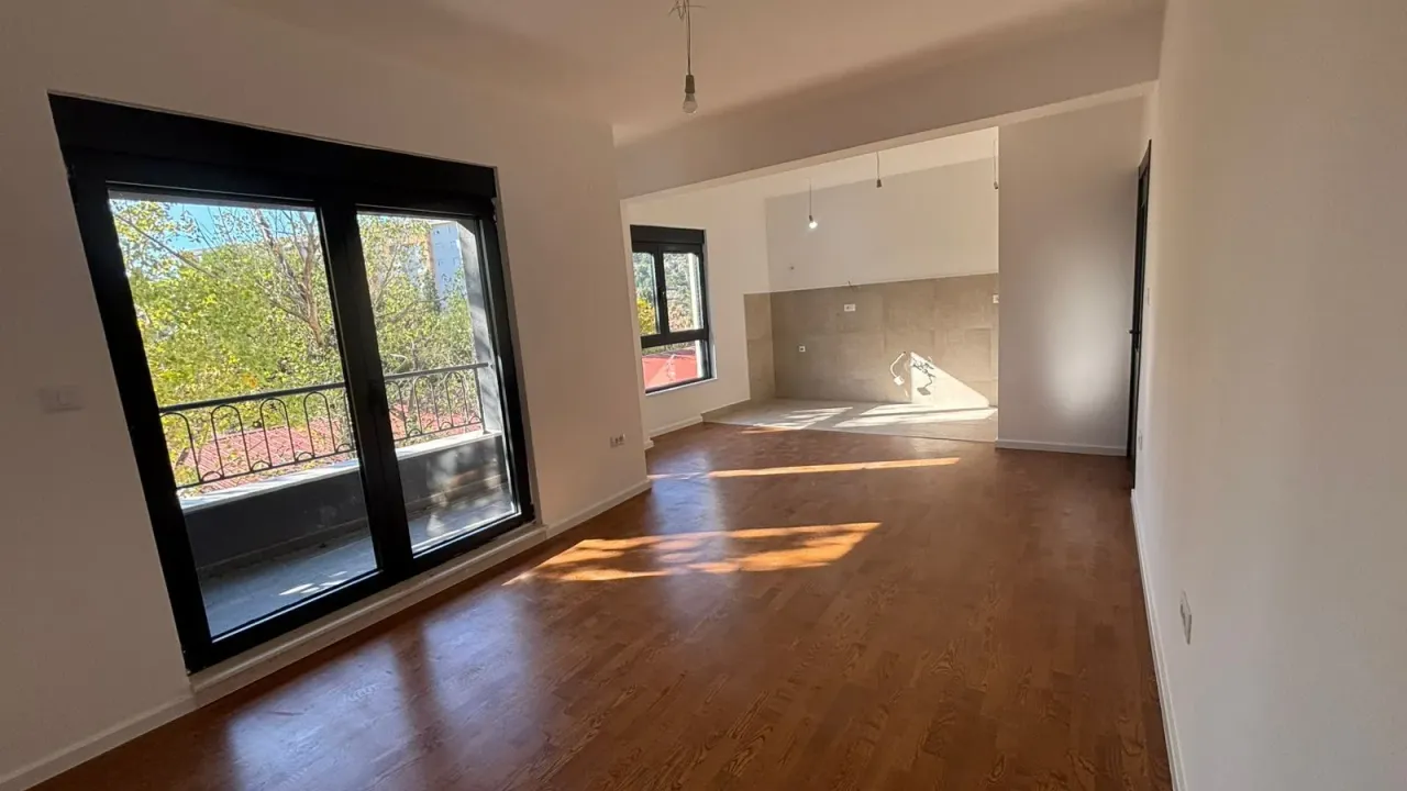 Prodaja, dvosoban stan, 68m², Zagorič, Podgorica
