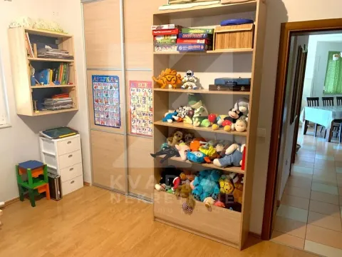 Rent, house, 240m², Donja Gorica, Podgorica - image 14