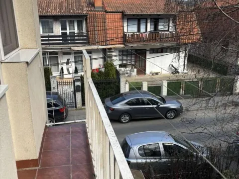 Rent, three bedroom apartment, 73m², Kanarevo Brdo, Beograd - image 10