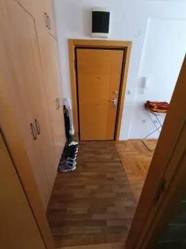 Prodaja, garsonjera, 32m², Centar, Novi Sad - image 13