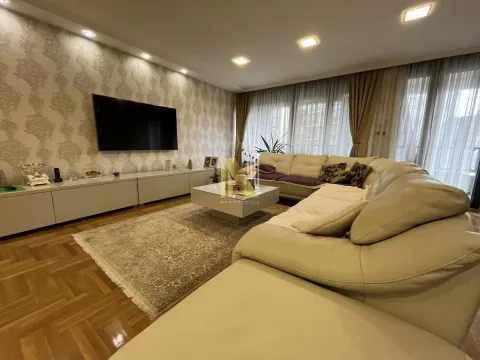 Sale, apartment, 155m², Grbavica, Novi Sad Sve Podlokacije - image 4