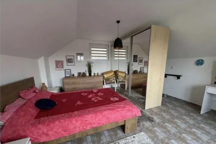 Prodaja, kuća, 160m², Perlez, Zrenjanin