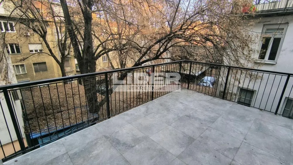 Prodaja, dvosoban stan, 87m², Stari Grad, Beograd