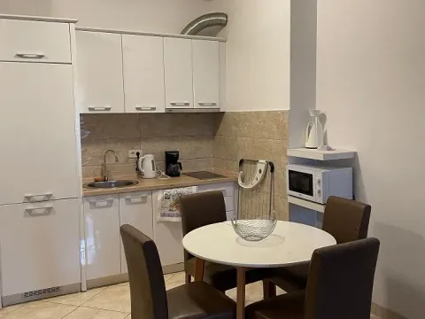 Prodaja, jednosoban stan, 52m², Bečići, Budva - image 3
