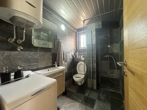 Izdavanje, jednosoban stan, 45m², Centar, Tivat - image 5