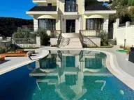 Rent, house, 400m², Markovići, Budva - image 2