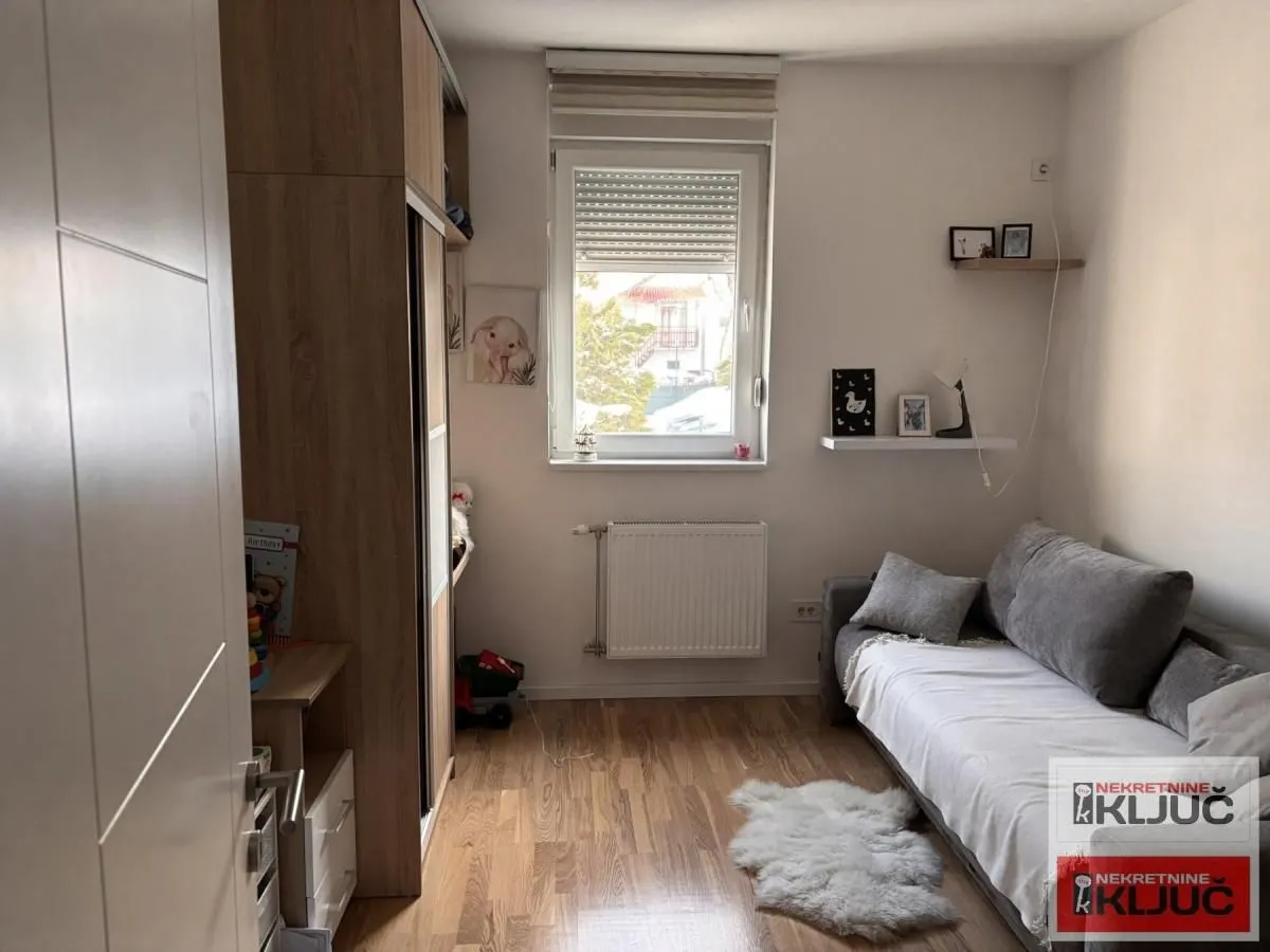 Prodaja, četvorosoban stan, 82m², Telep, Novi Sad Sve Podlokacije