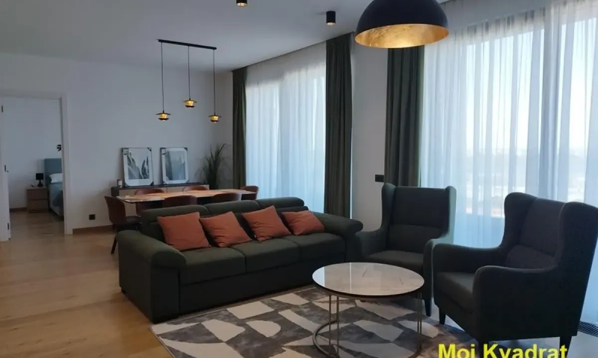 Izdavanje, trosoban stan, 92m², Stari Grad, Beograd