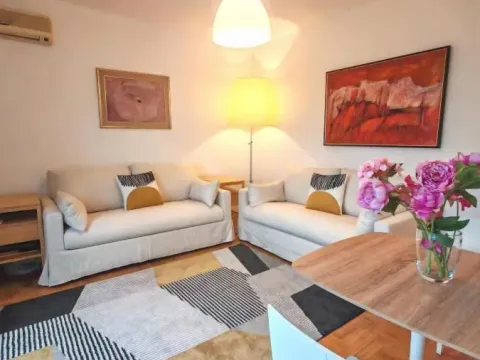 Izdavanje, jednosoban stan, 35m², Stari Grad, Beograd - image 4