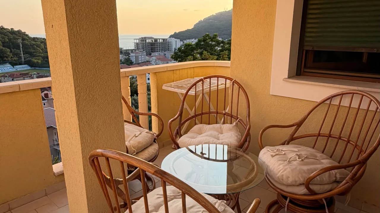 Sale, one bedroom apartment, 48m², Petrovac, Budva