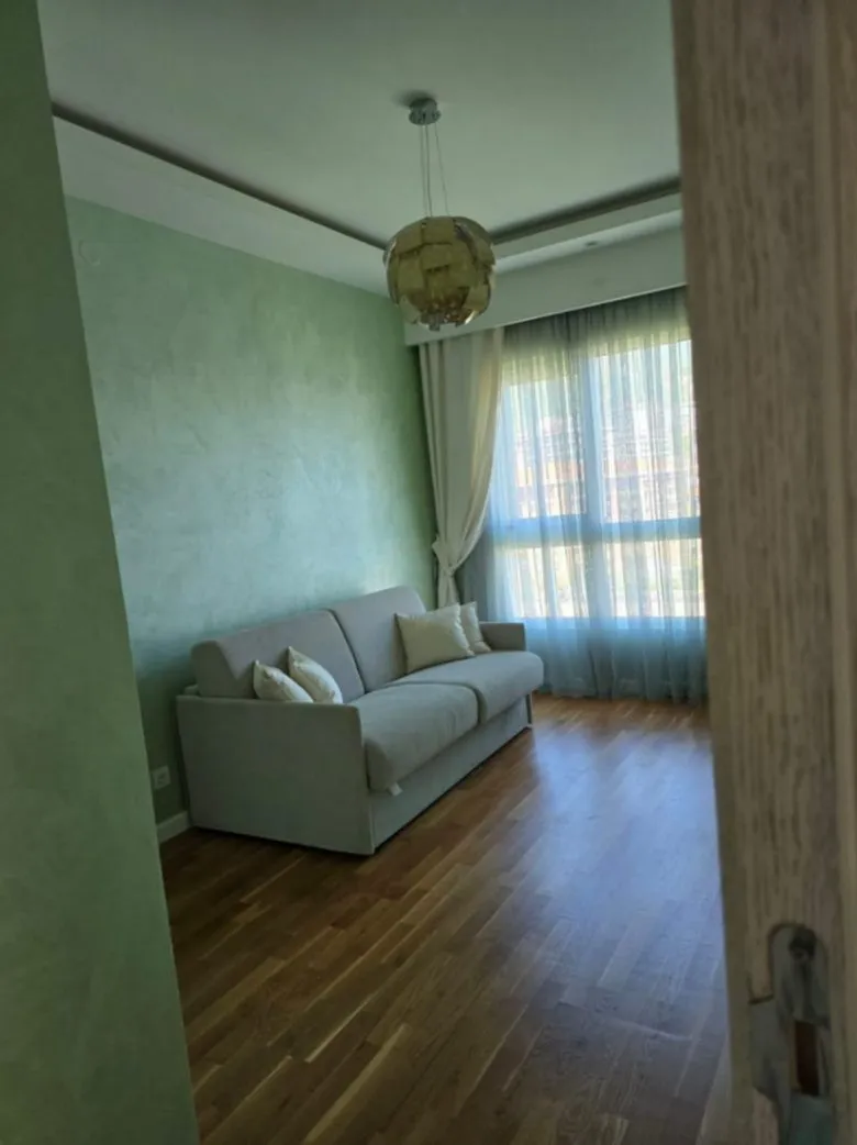 Sale, four bedroom apartment, 115m², Bečići, Budva