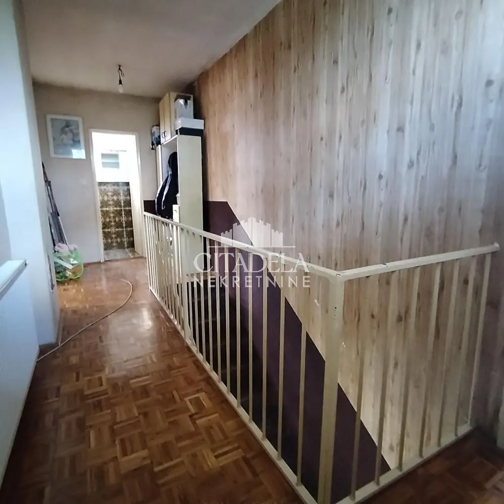 Prodaja, kuća, 140m², Arnajevo, Barajevo