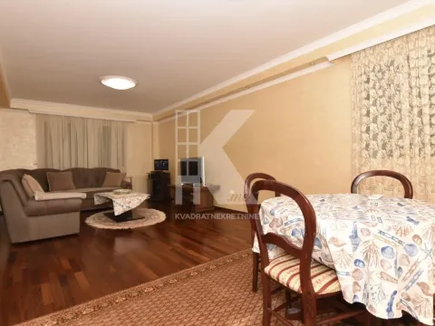 Rent, house, 200m², Stari Aerodrom, Podgorica - image 5