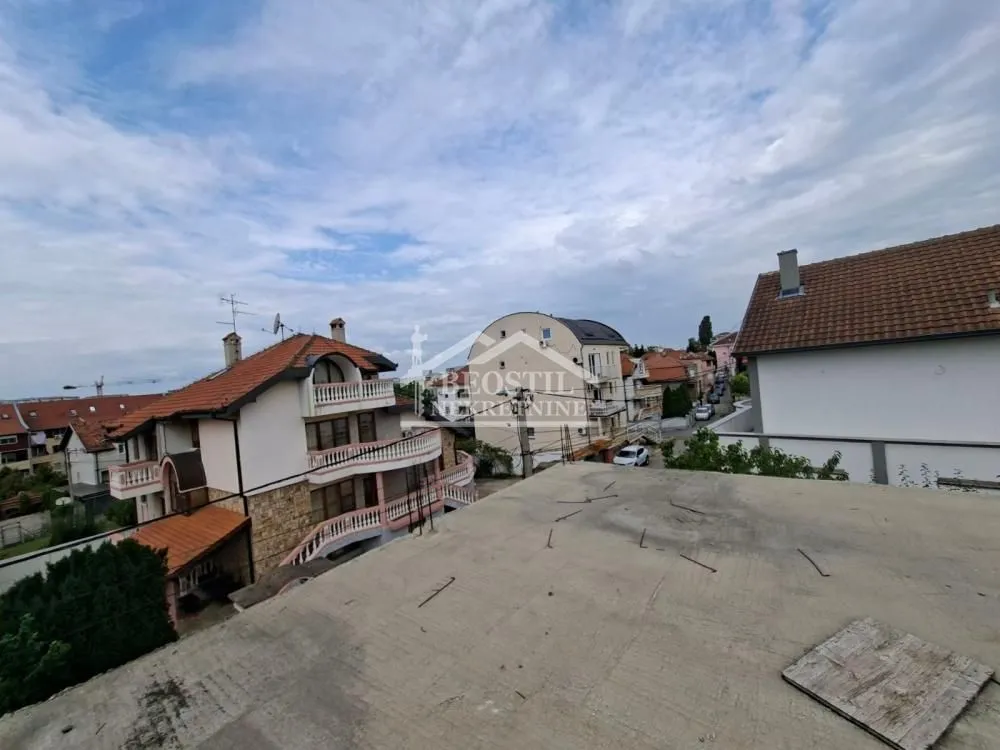 Prodaja, kuća, 218m², Vojvode Vlahovica, Beograd
