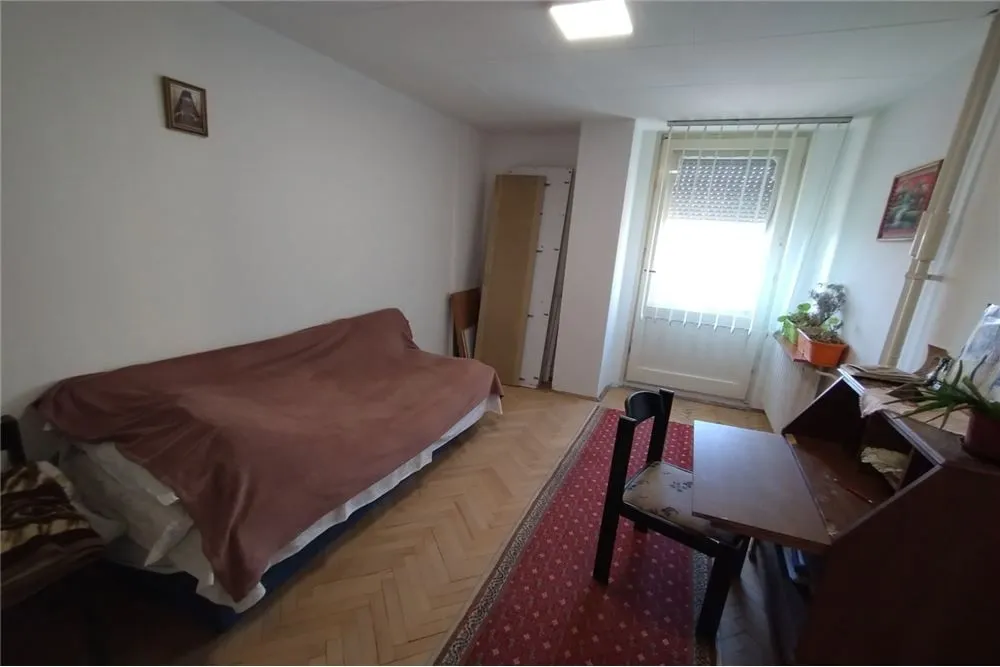 Izdavanje, dvosoban stan, 67m², Niš, Srbija