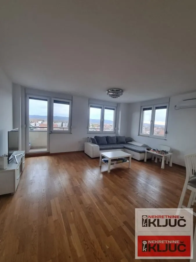 Prodaja, trosoban stan, 82m², Bulevar patrijarha Pavla, Novi Sad Sve Podlokacije