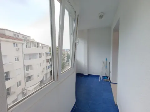 Sale, two bedroom apartment, 55m², Lazi, Budva - image 8