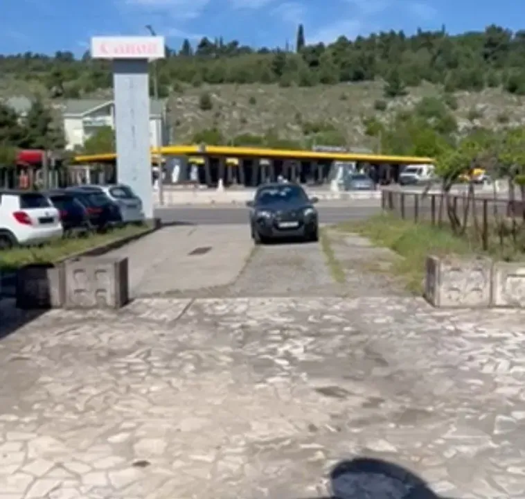 Prodaja, poslovni prostor, 76m², Masline, Podgorica