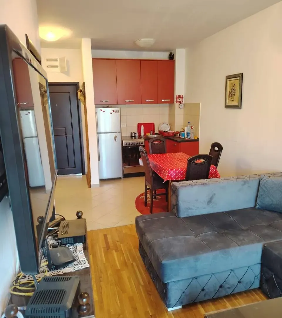 Sale, one bedroom apartment, 40m², Bečići, Budva