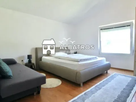 Izdavanje, stan, 130m², Bar, Crna Gora - image 7