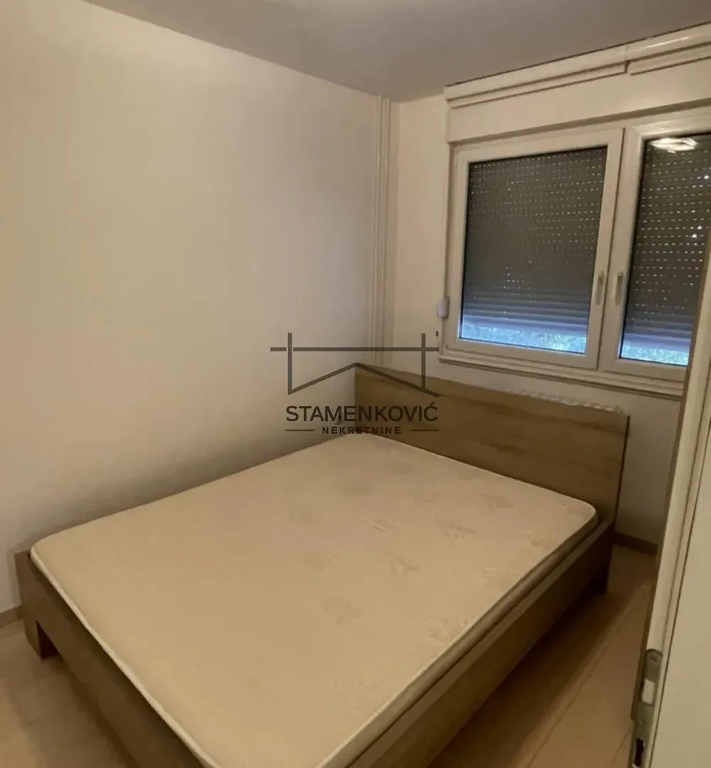 Izdavanje, četvorosoban stan, 80m², Liman 1, Novi Sad Sve Podlokacije
