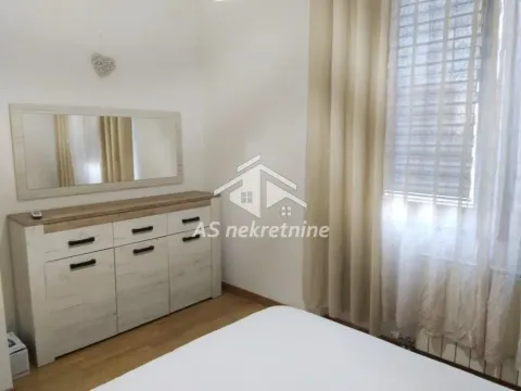 Izdavanje, dvosoban stan, 69m², Savski Venac, Beograd - image 4