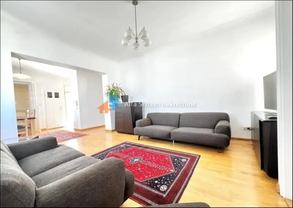 Izdavanje, trosoban stan, 100m², Stari Grad, Beograd