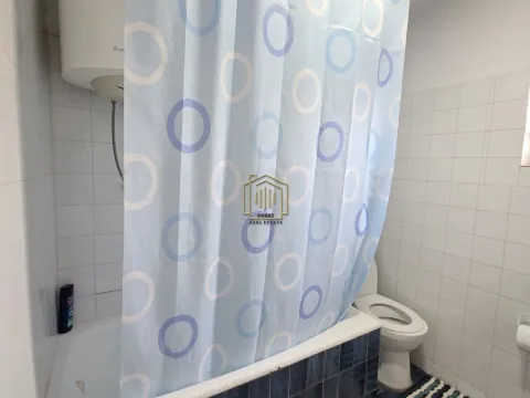 Rent, three bedroom apartment, 100m², Stari Aerodrom, Podgorica - image 8
