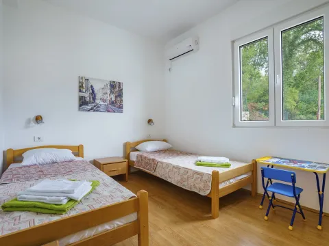 Sale, house, 358m², Kostanjica, Kotor - image 19