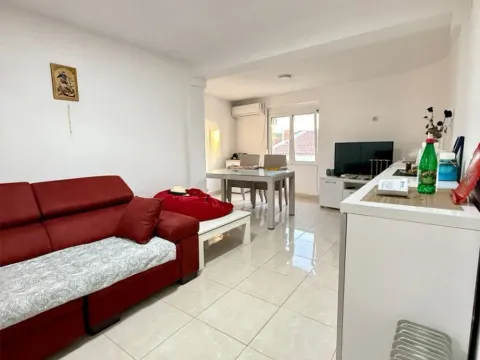 Prodaja, kuća, 207m², Dobre Vode, Bar - image 3