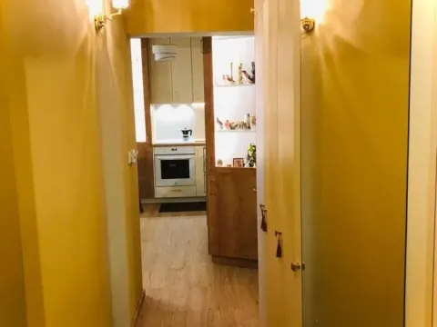 Sale, two bedroom apartment, 61m², Petrovac, Budva - image 9