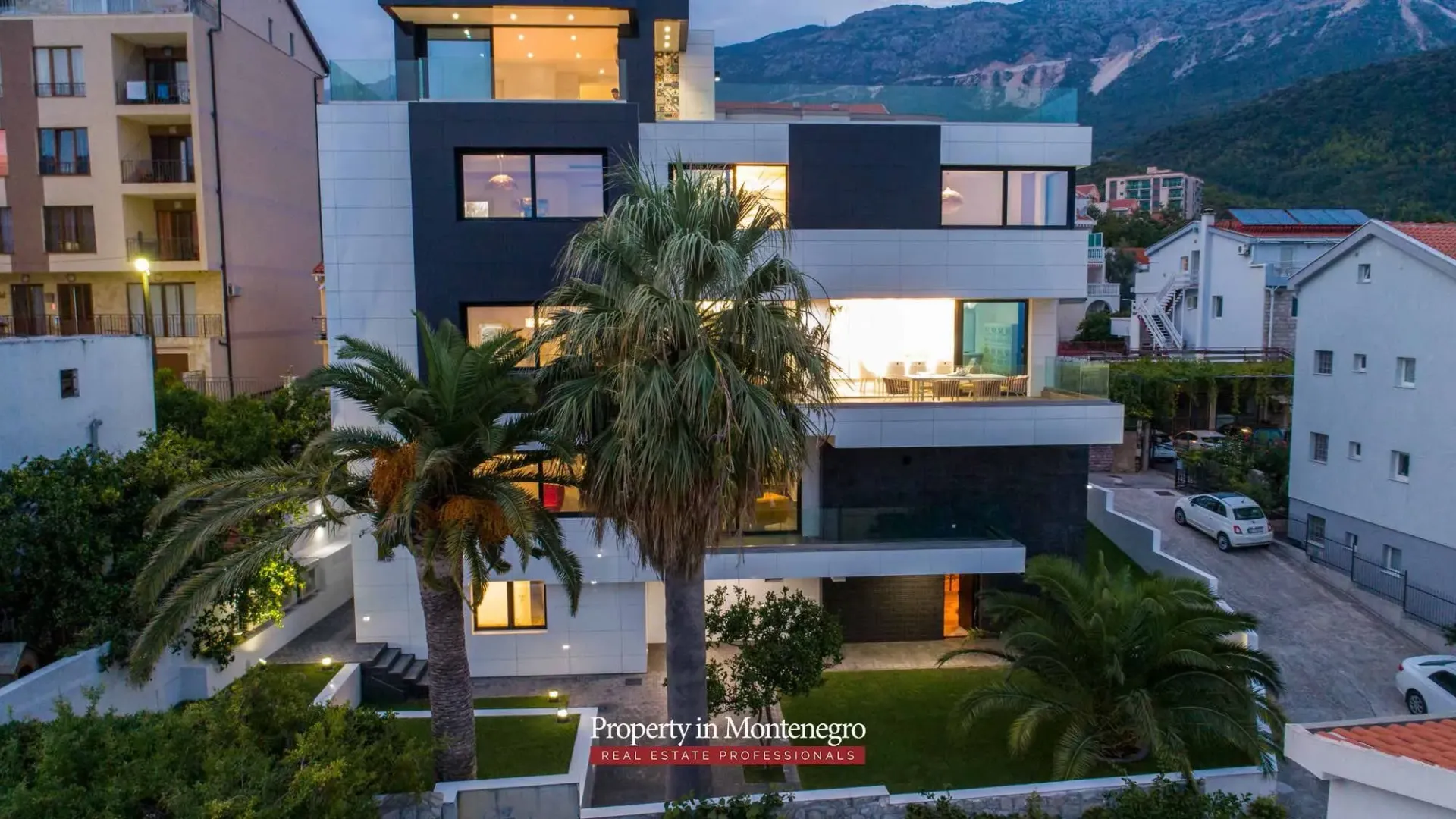 Sale, house, 831m², Bečići, Budva