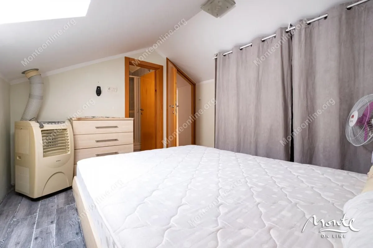 Prodaja, dvosoban stan, 72m², Kamenari, Herceg Novi