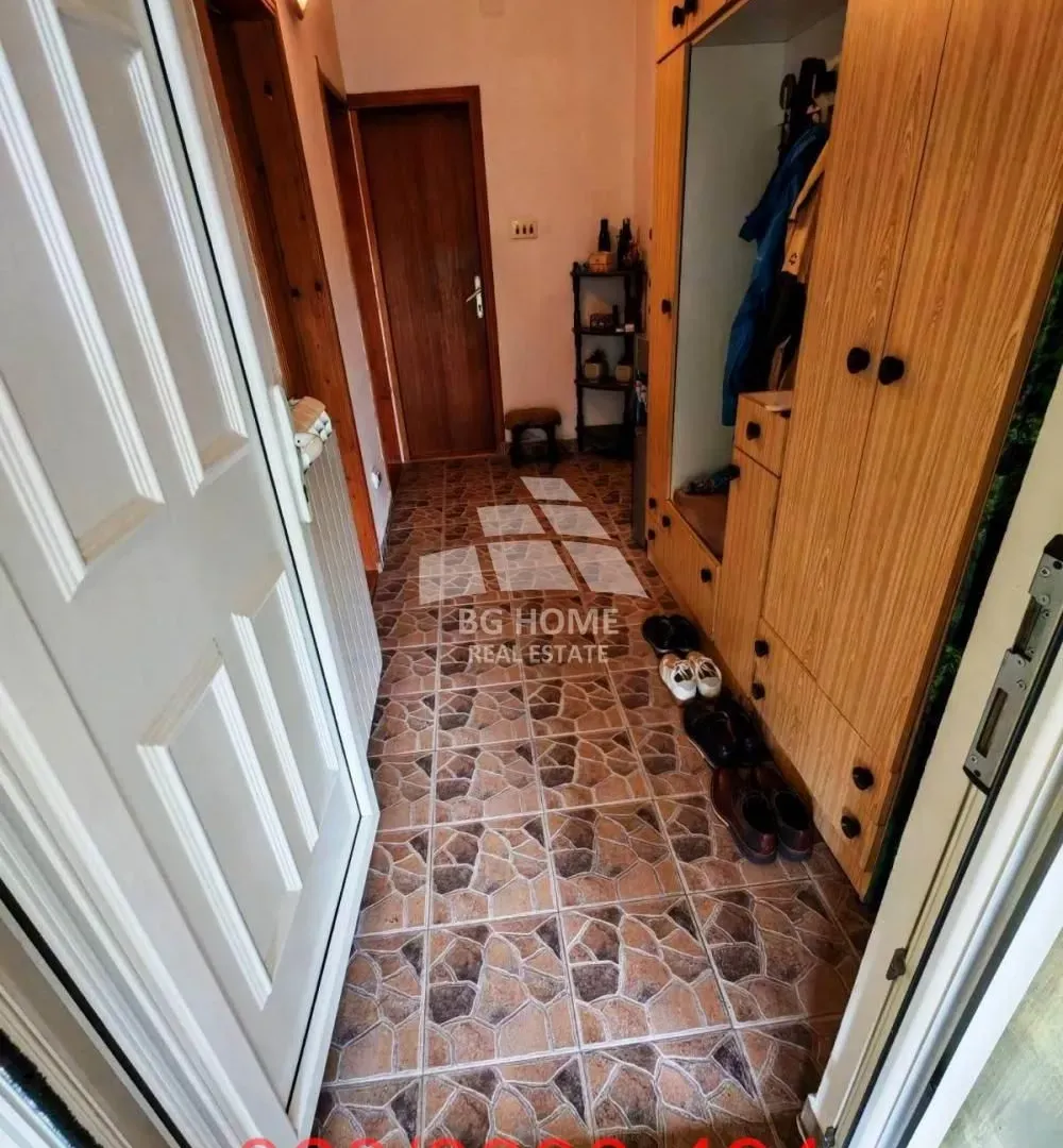 Prodaja, kuća, 160m², Borča 1, Borča Sve Podlokacije