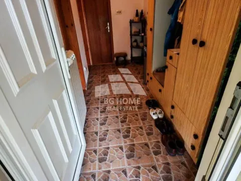 Prodaja, kuća, 160m², Borča 1, Borča Sve Podlokacije - image 5