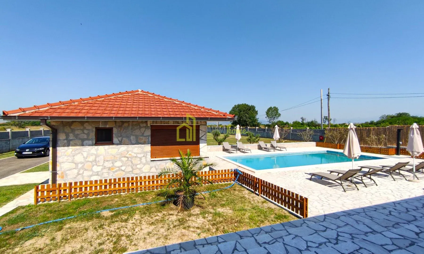 Sale, house, 250m², Zeta, Podgorica