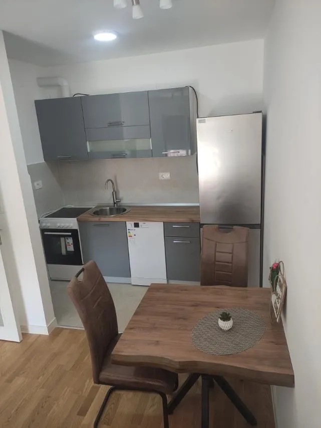 Rent, one bedroom apartment, 42m², Stari Aerodrom, Podgorica