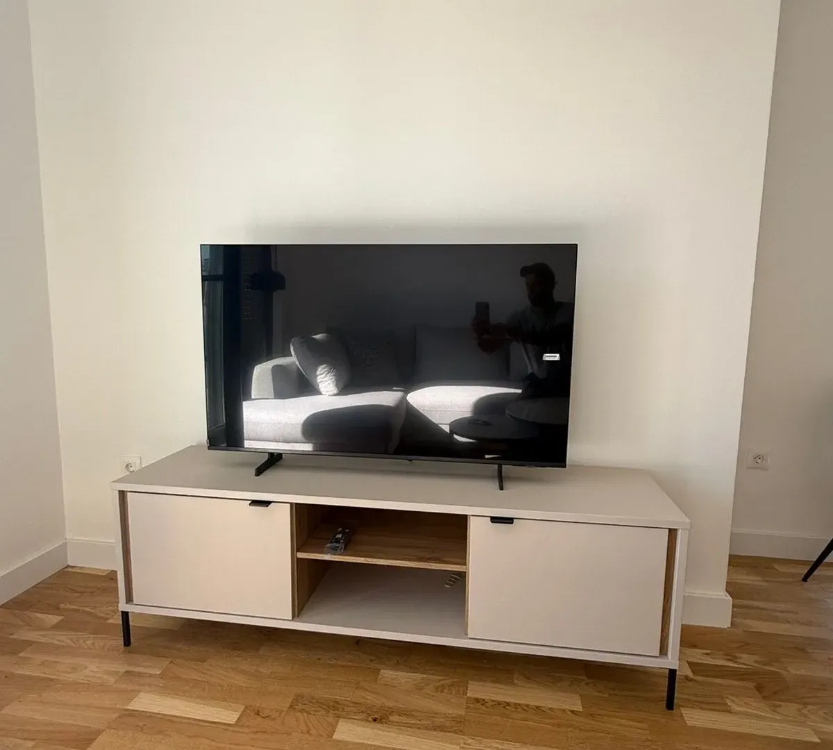 Izdavanje, jednosoban stan, 45m², Zagorič, Podgorica